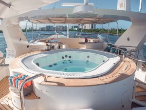 Luxury Yacht Vacations in The Bahamas