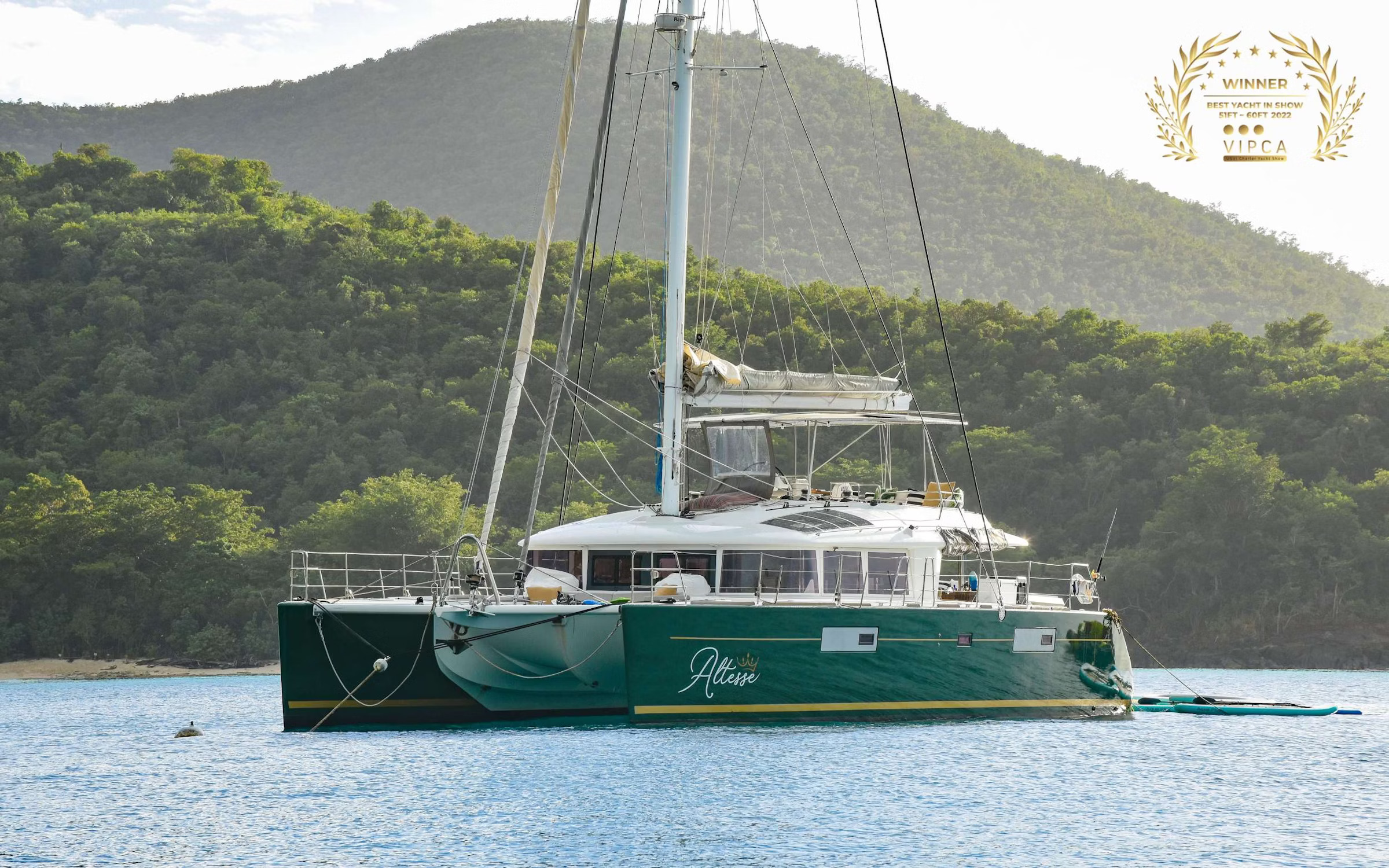 Unforgettable Yacht Charter: Lady Lorraine Beckons